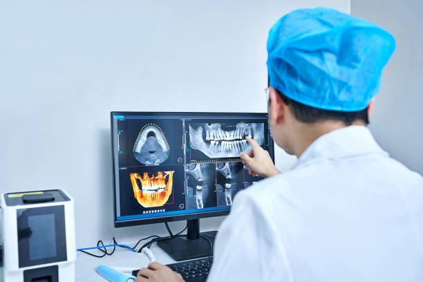 Best Emergency Tooth Extraction in Iyanbito, NM